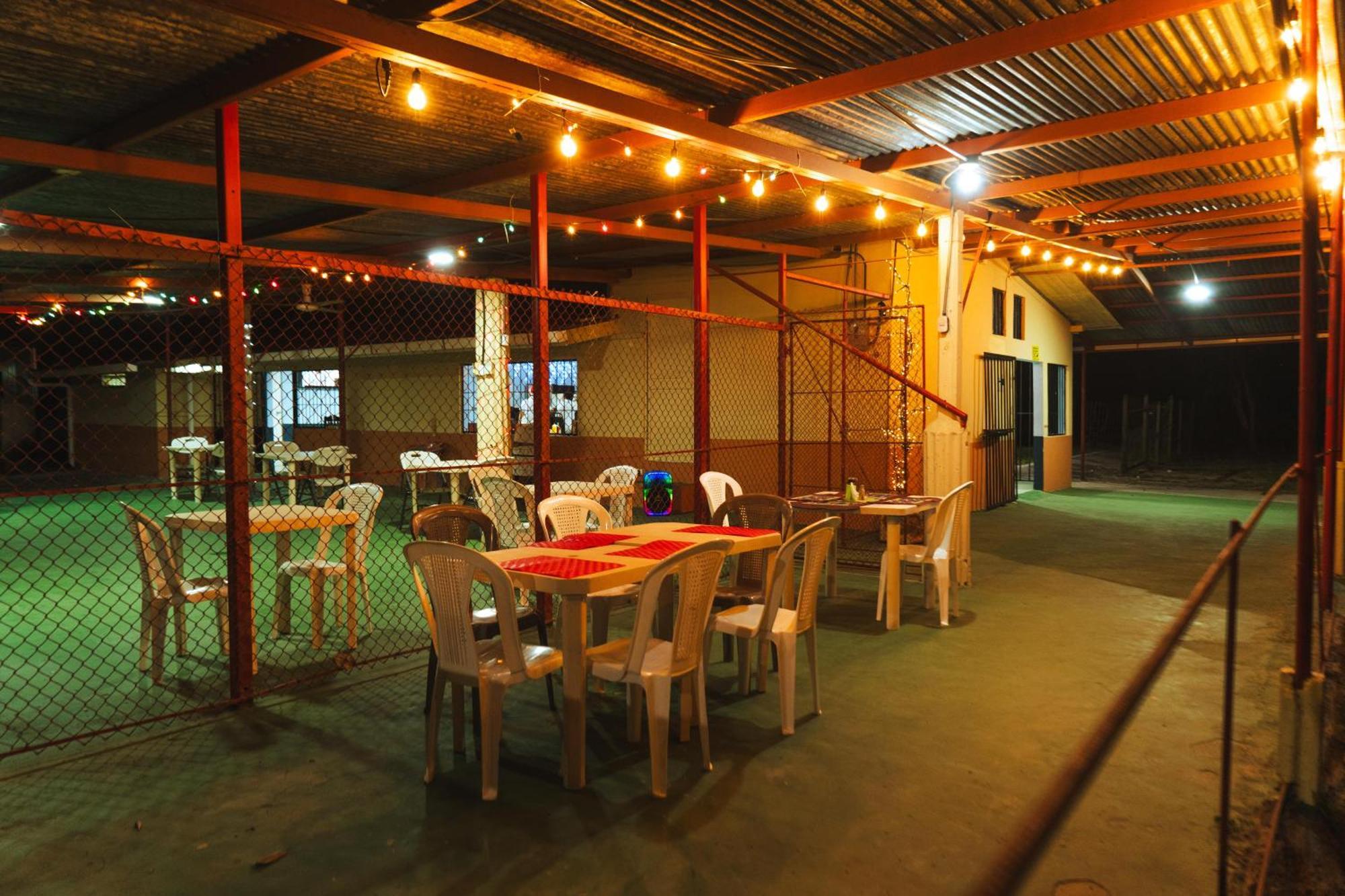 El Cocobolo Food&Rest Room 6 Bed And Breakfast Wifi Ac Pkg Gratis Liberia Dış mekan fotoğraf