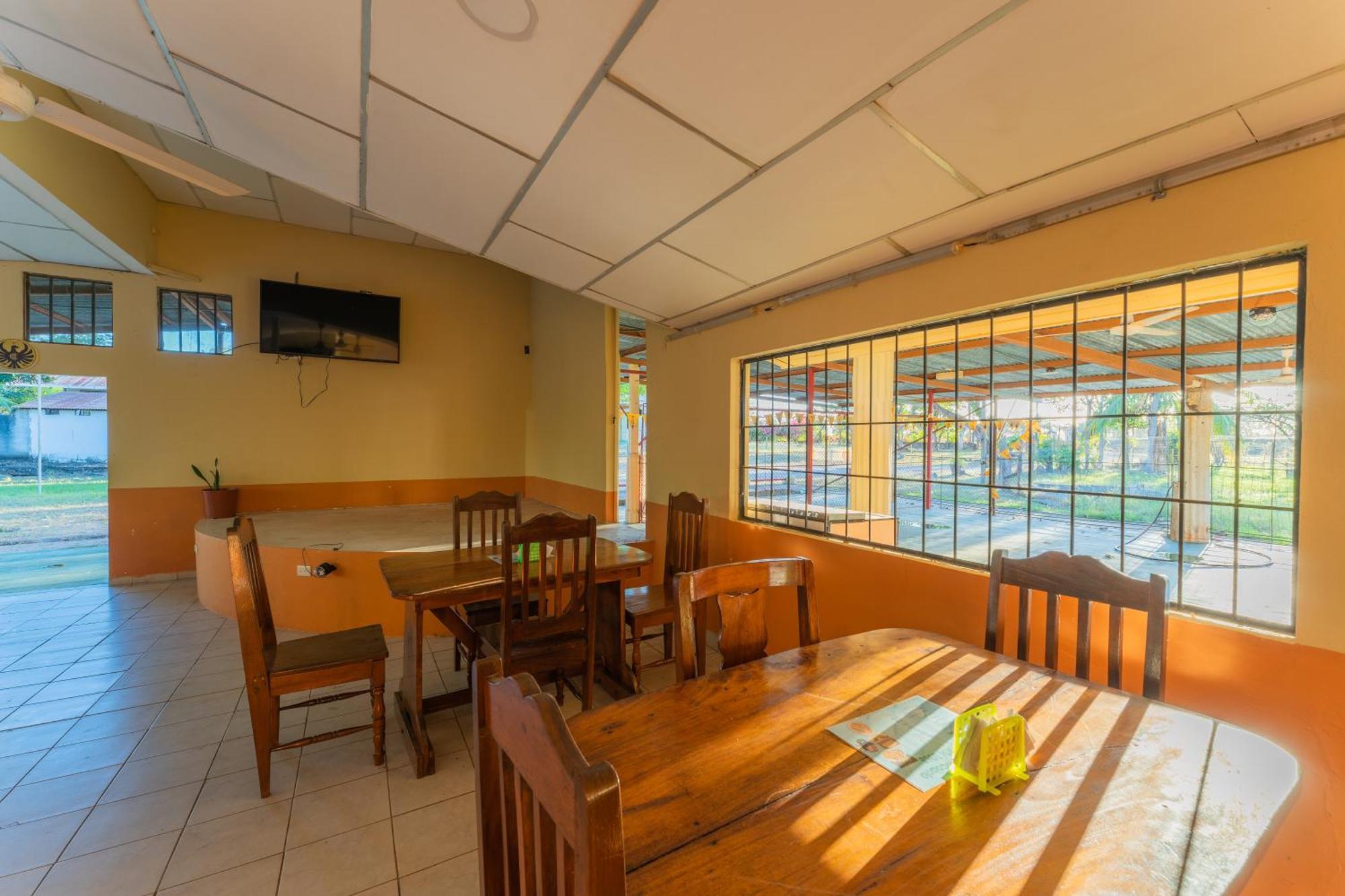 El Cocobolo Food&Rest Room 6 Bed And Breakfast Wifi Ac Pkg Gratis Liberia Dış mekan fotoğraf